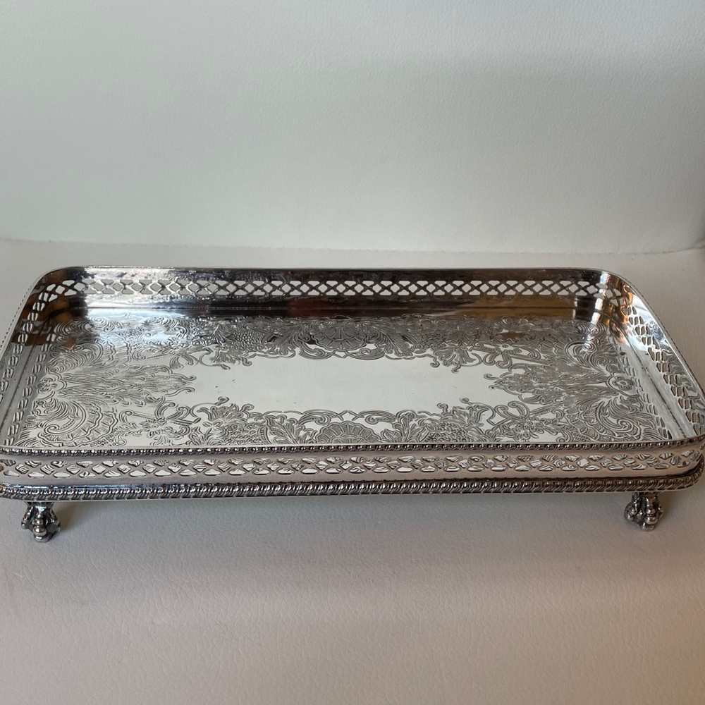 Large English Silver plate Sheffield .